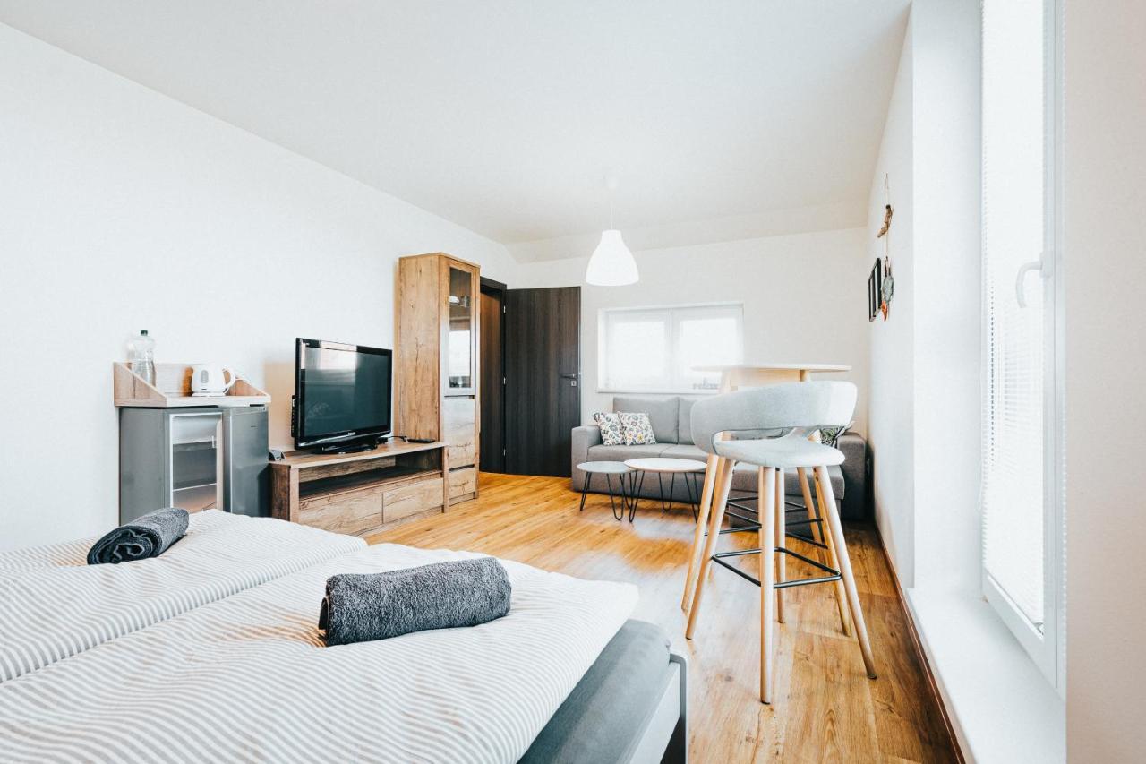 Apartman Milbach Mlynica ภายนอก รูปภาพ