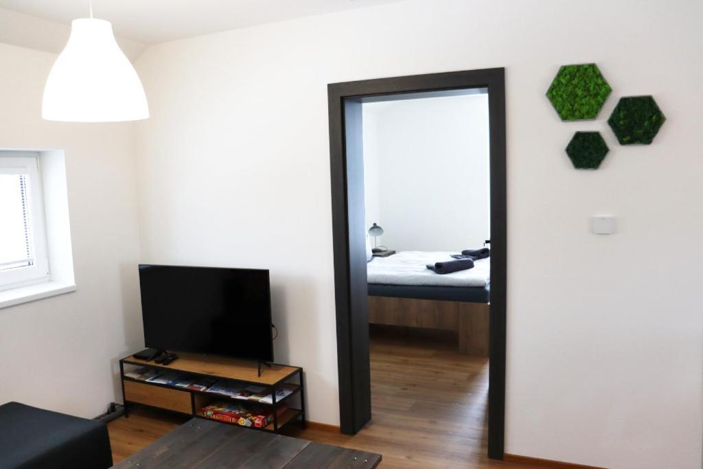 Apartman Milbach Mlynica ภายนอก รูปภาพ